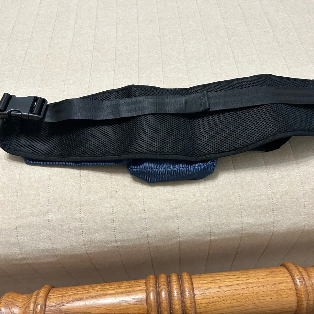 P.L.A.Y. Blue Explorer Pack (Dog Pouch) NWOT Never Used